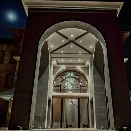 Pushkara Resort And Spa Buitenkant foto
