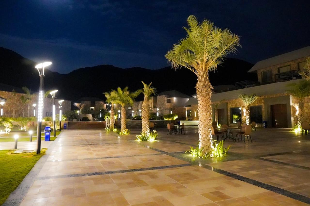 Pushkara Resort And Spa Buitenkant foto