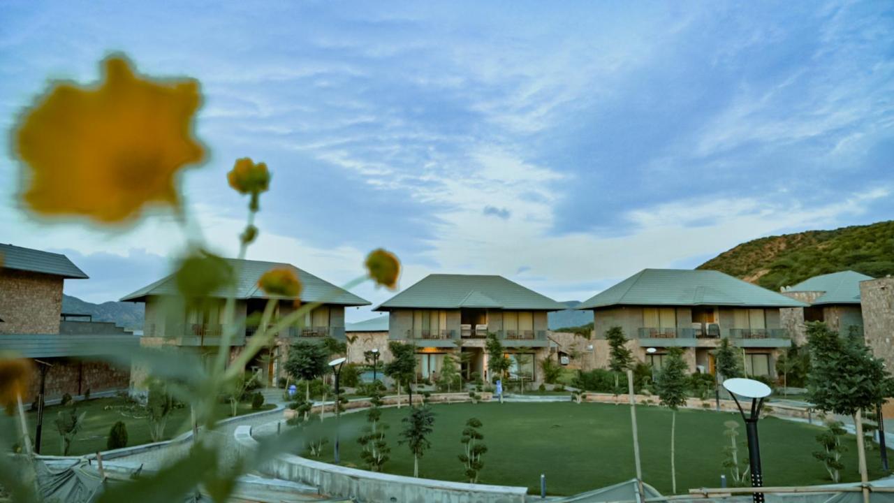 Pushkara Resort And Spa Buitenkant foto
