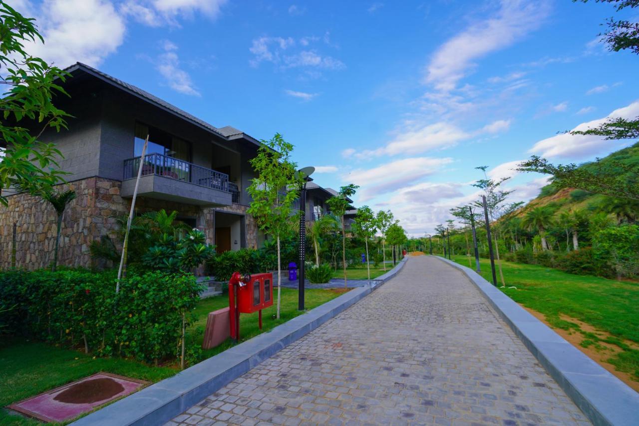 Pushkara Resort And Spa Buitenkant foto