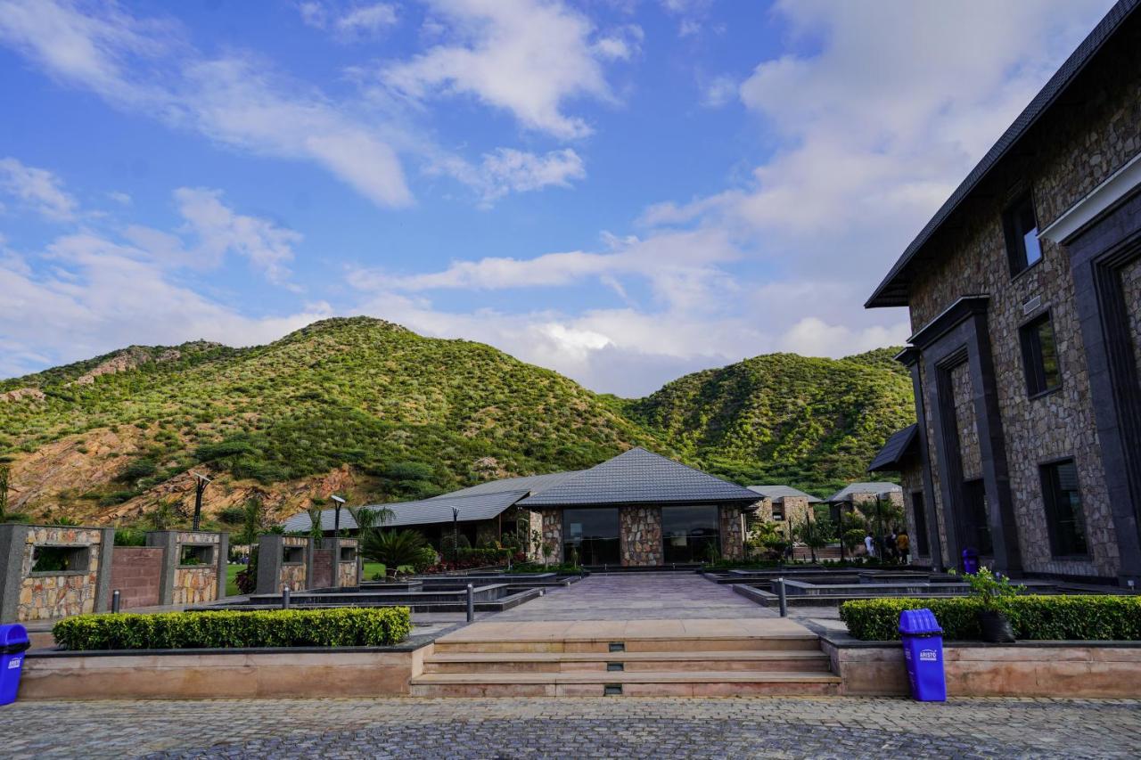 Pushkara Resort And Spa Buitenkant foto